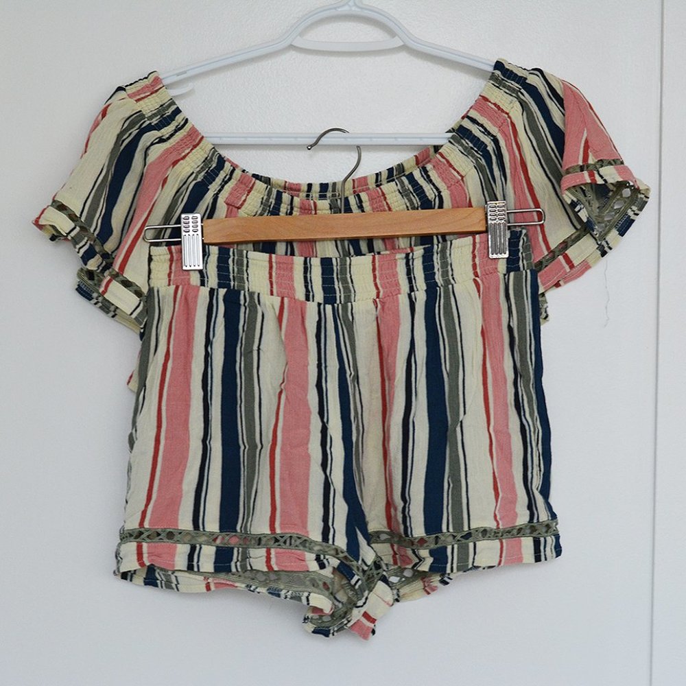 Simons Striped Two-Piece Set - Picture 6 of 7